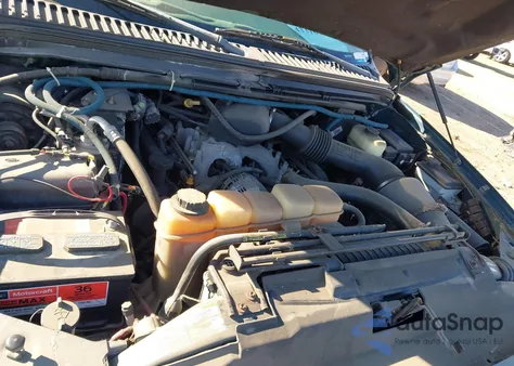 1999 Ford F-250 from USA, damaged, VIN 1FTNF21L7XEB31903